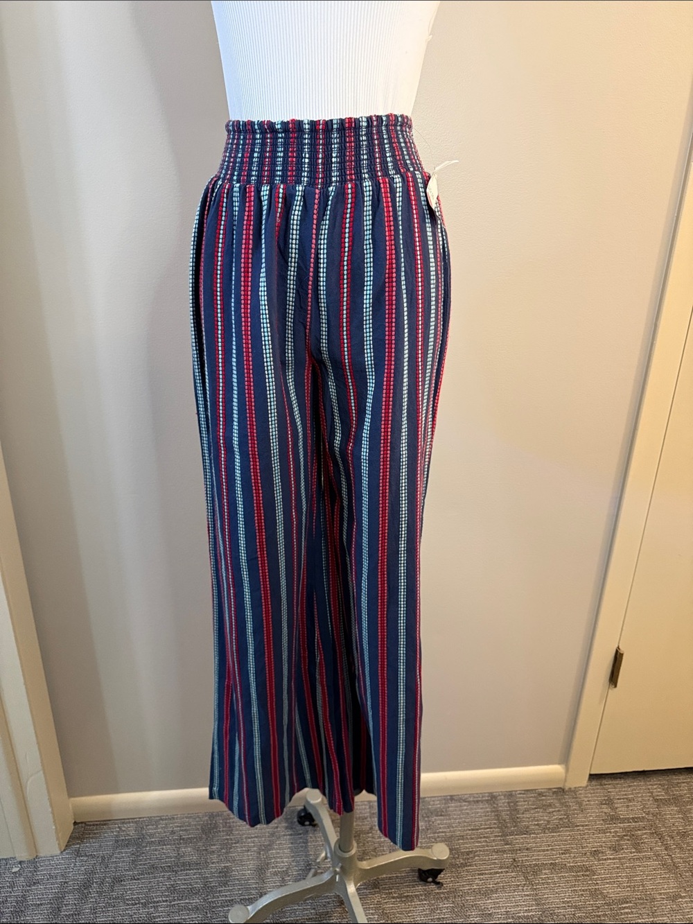 Striped Smocked-Waist Wide-Leg Pants - Navy blue and red stripe